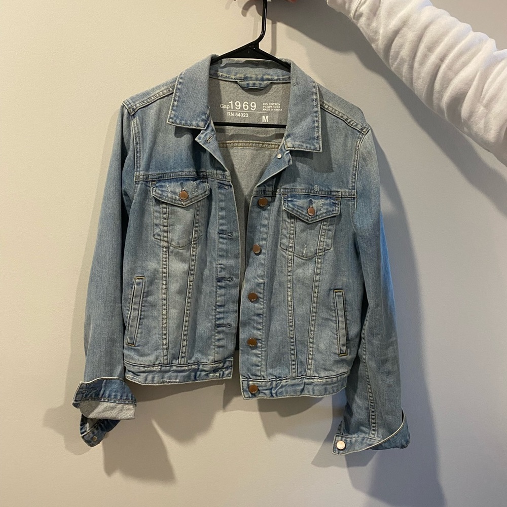 💙Light Blue Jean Jacket💙